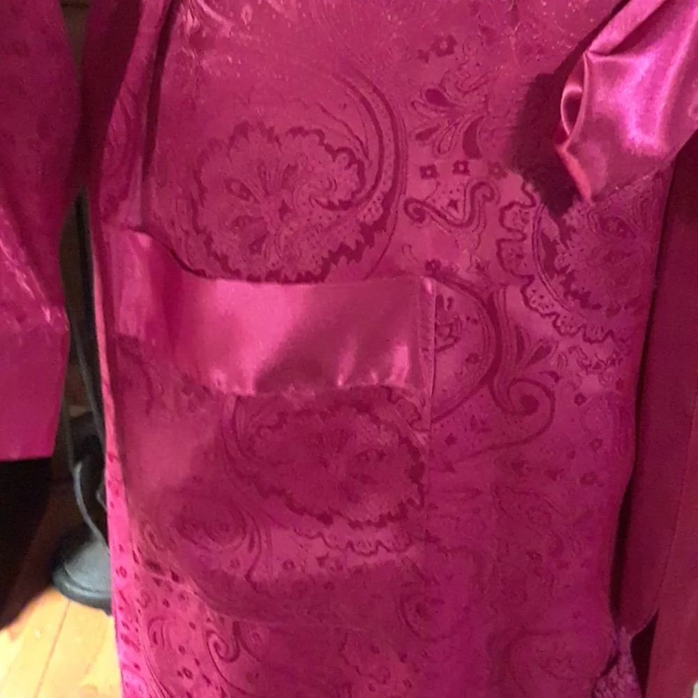 Vintage Victoria's Secret kimono robe - Picture 4 of 10